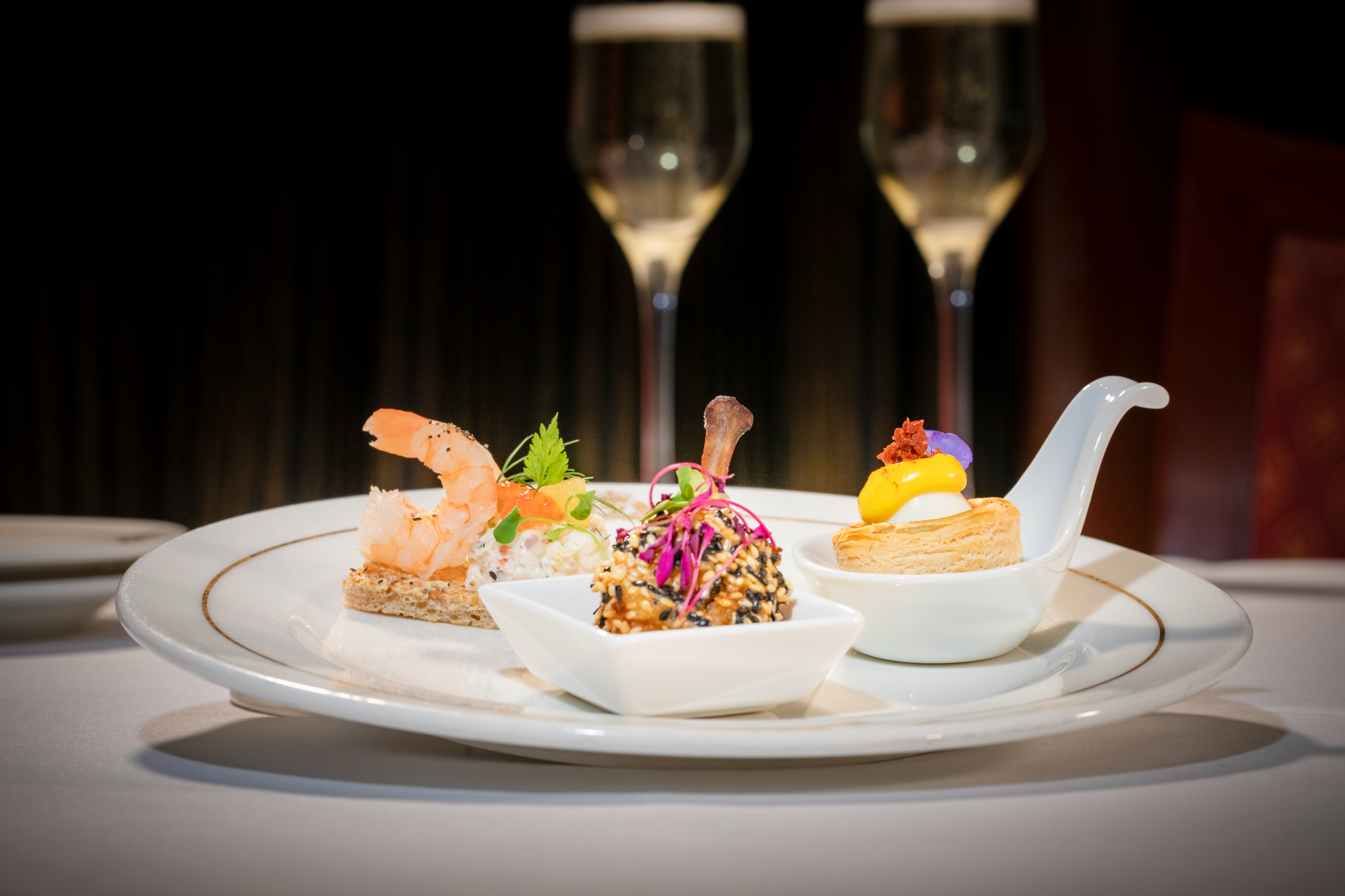 Cunard - Queen Elizabeth - Queen's Grill Restaurant Cuisine 1.jpg